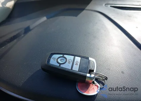 2018 Ford Fusion Se z USA, uszkodzony, nr VIN 3FA6P0HD0JR167351